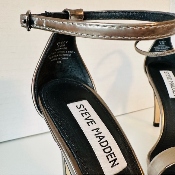 Steve Madden Sexy Metallic High Heeled Sandals - Picture 8 of 11